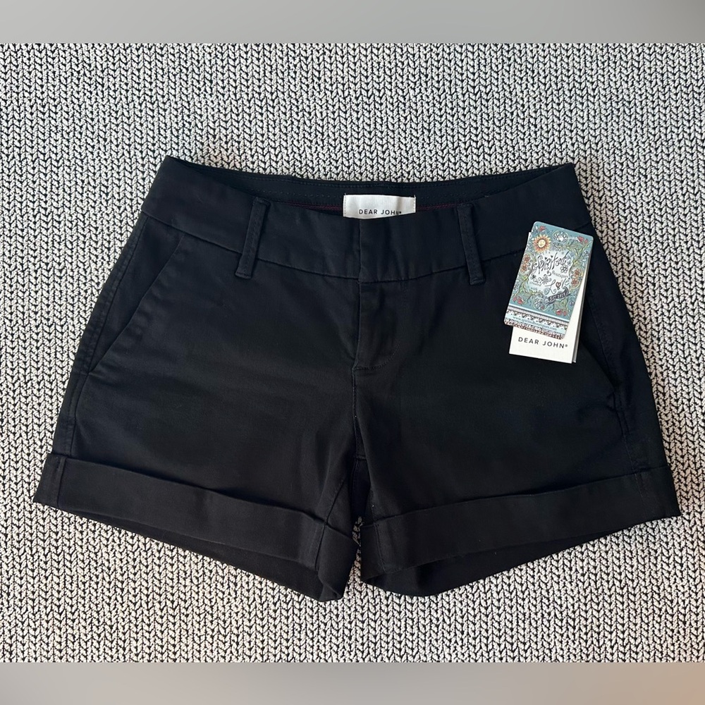 DEAR JOHN HAMPTON MID RISE SHORTS BLACK